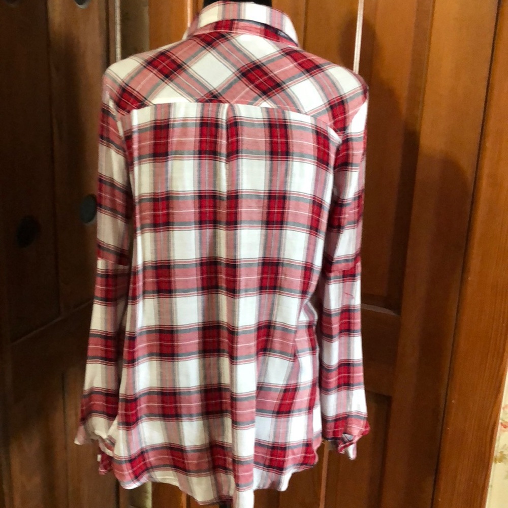 Blouse - Picture 2 of 3